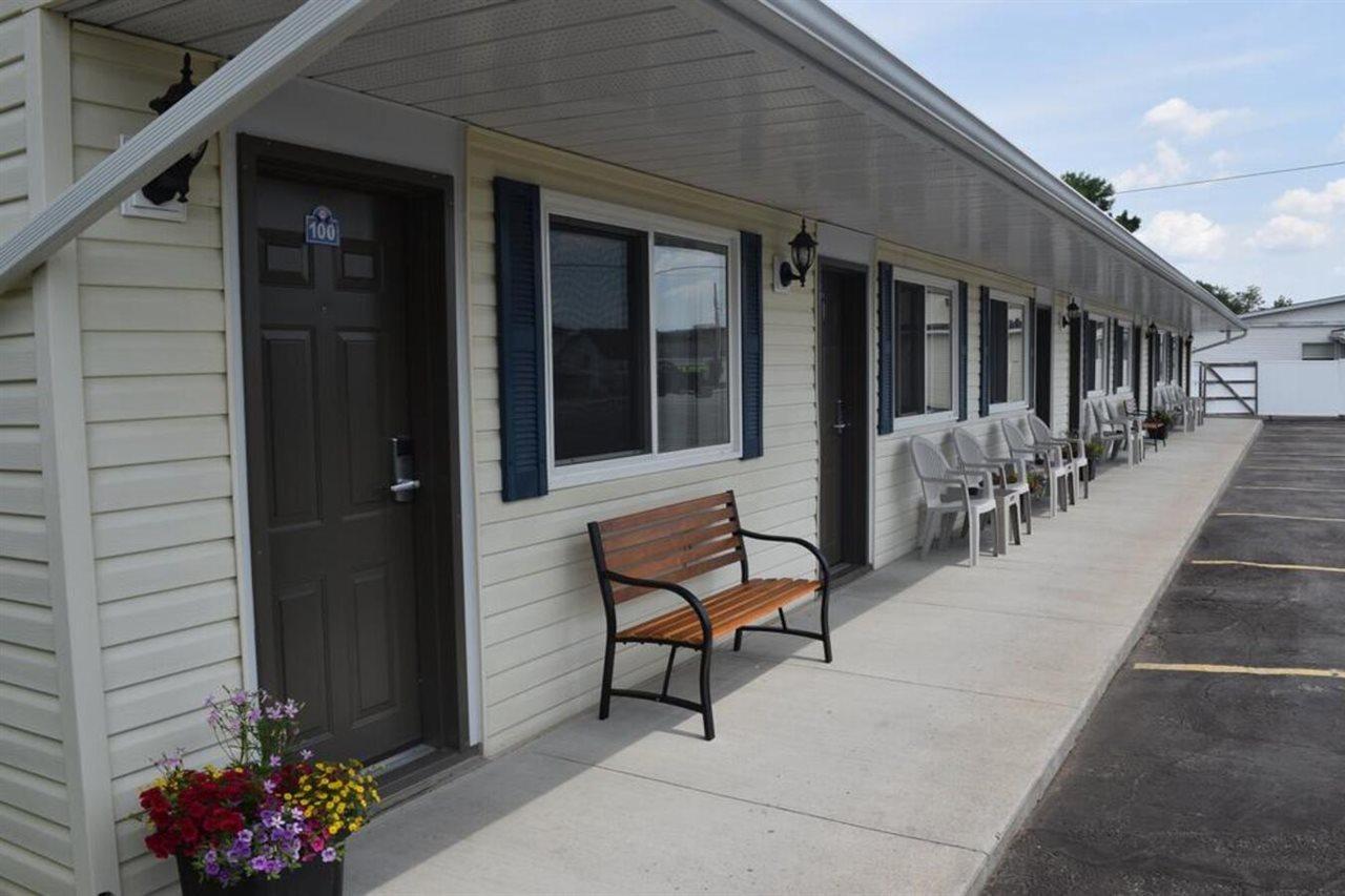 Knights Inn Arnprior Exterior foto