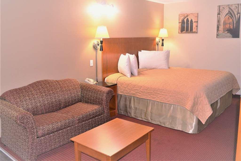 Knights Inn Arnprior Quarto foto